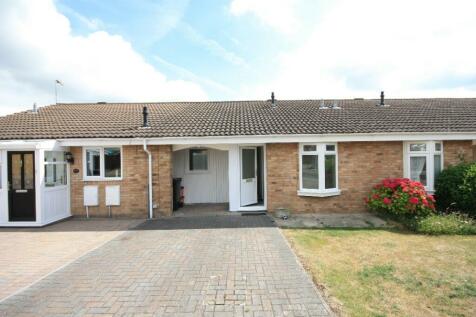 2 bedroom terraced bungalow for sale