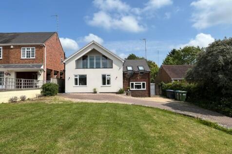 Crick Road, Hillmorton, Rugby, CV21 6 bed detached house for sale