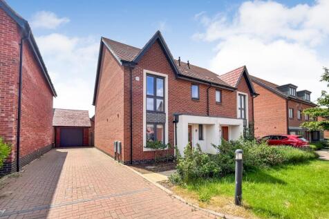 Shaughnessy Way, Houlton, Rugby, CV23 3 bed semi