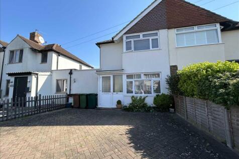 Harrow Road, Feltham, Bedfont 3 bed semi
