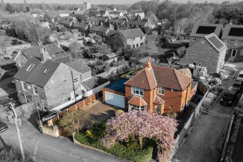 Old Vicarage Lane, Monk Fryston 3 bed detached house for sale