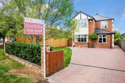 London Road, Buckingham 4 bed detached house for sale