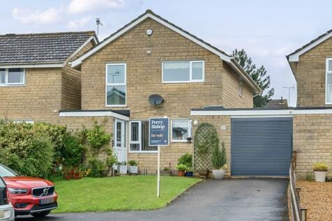 4 bedroom link detached house for sale