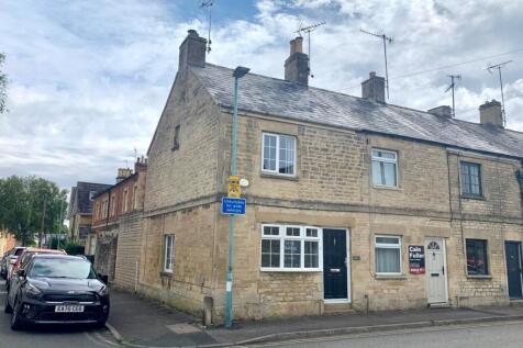 Chester Street, Cirencester... 2 bed end of terrace house for sale