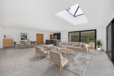 Old Common, Minchinhampton, Stroud... 4 bed detached house for sale