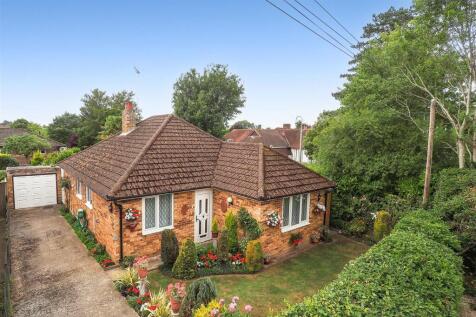 3 bedroom detached bungalow for sale