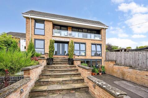 Rooksbury Road, Andover 4 bed detached house for sale