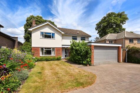 Croye Close, Andover 4 bed detached house for sale