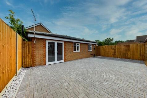 2 bedroom bungalow for sale