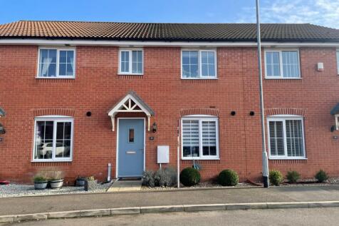 3 bedroom terraced house for sale