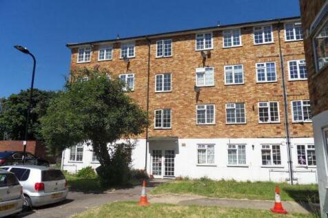 Barbican Road, Greenford, Middlesex 2 bed flat for sale