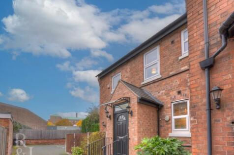 2 bedroom semi-detached house for sale