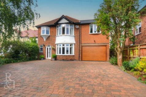 5 bedroom link detached house for sale