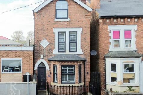 5 bedroom house for sale