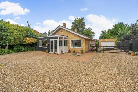 2 bedroom bungalow for sale
