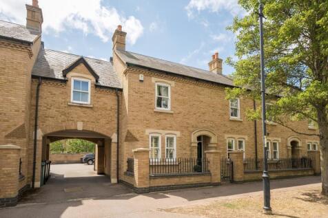 Dickens Boulevard, Fairfield, SG5 4 bed terraced house for sale