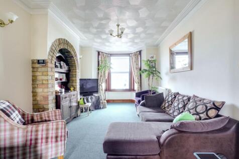 Borden Lane, Sittingbourne, Kent... 4 bed end of terrace house for sale