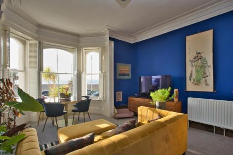 Marine Parade, Folkestone, CT20 3 bed flat for sale