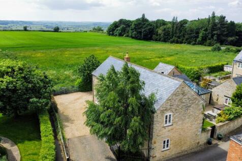 4 bedroom barn conversion for sale