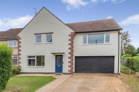 5 bedroom semi-detached house for sale
