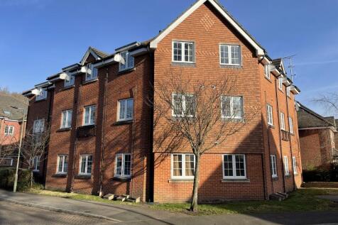 Hawthorn Way, Lindford GU35 2 bed flat for sale