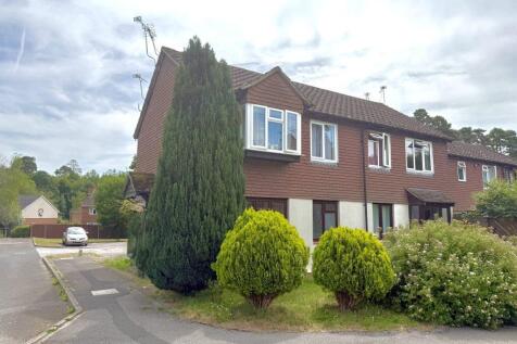 Grafton Close, Whitehill GU35 1 bed maisonette for sale