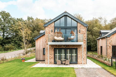 The Nest, Cookswood 2 bed detached house for sale