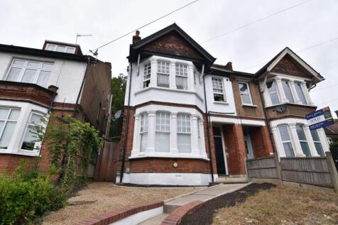 Studio flat for sale