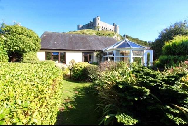 3 Bedroom Detached Bungalow
