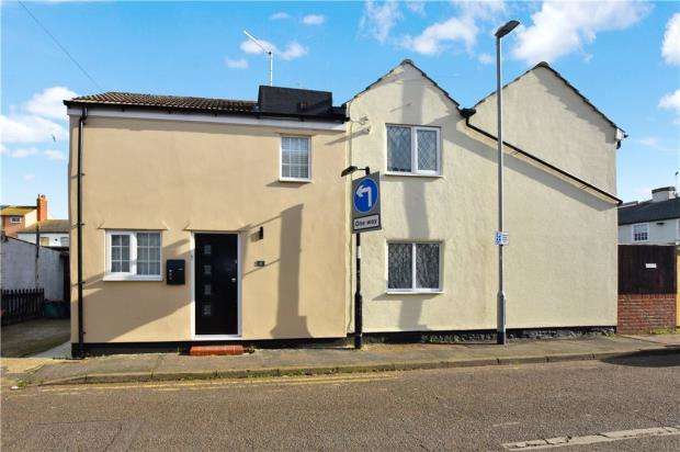 1 Bedroom House