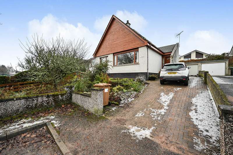 5 Bedroom Detached House