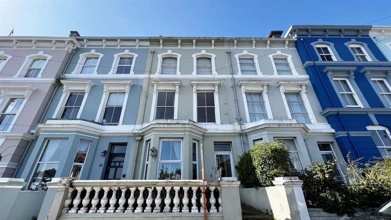 1 Bedroom Flat