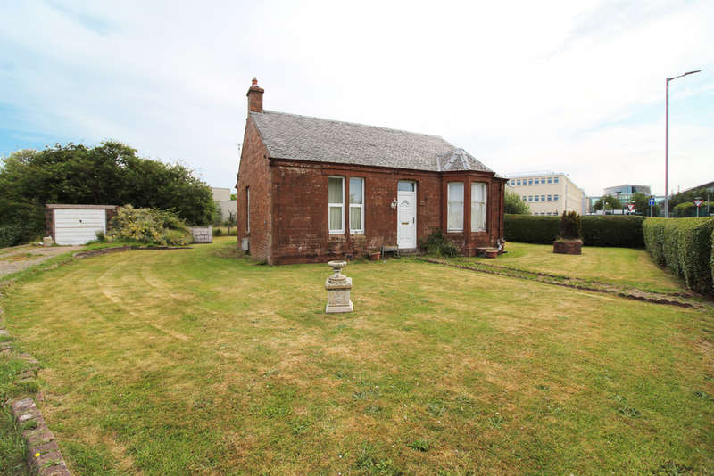 2 Bedroom Detached House
